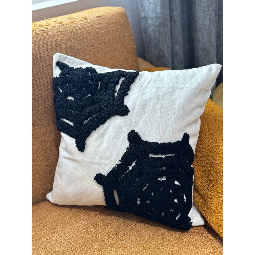 Halloween Spiderwebs Tufted Throw Pillow Cover - 18"x18"
